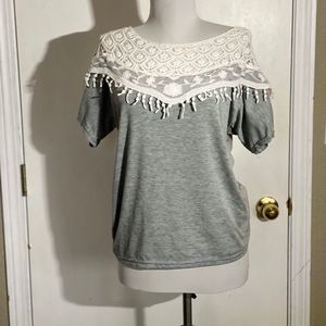 Women’s Zelzera short sleeve laced shirt